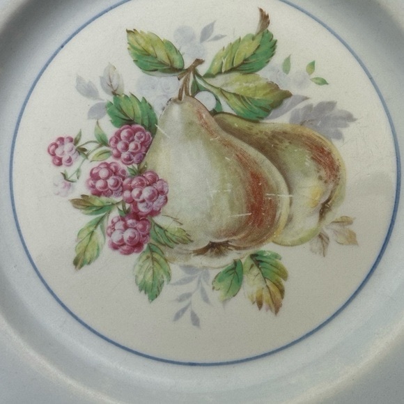 Johnson Bros Square Plates Made in England Pastel Border Fruit Designs 7.5” - Picture 9 of 11